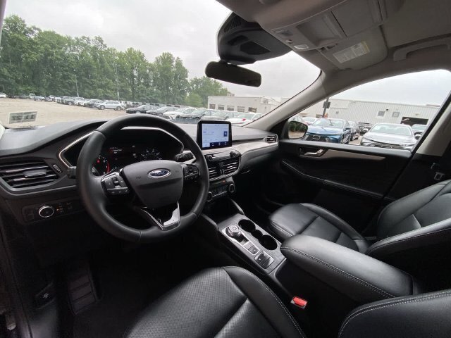 Thumbnail: 2022 Ford Escape - 9