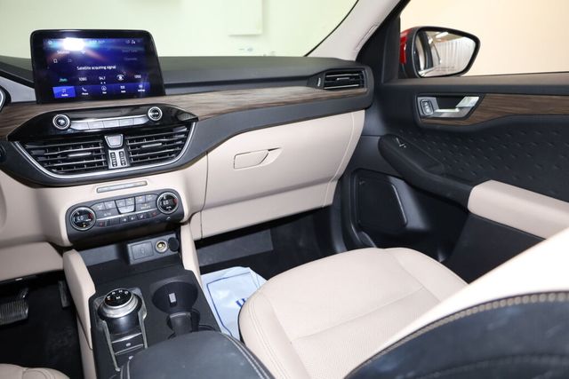 Thumbnail: 2020 Ford Escape - 30