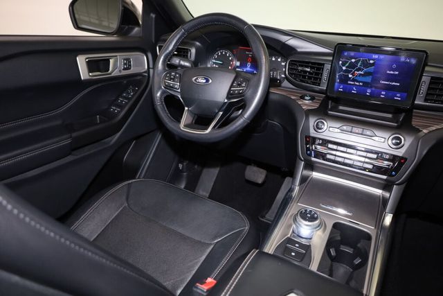 Thumbnail: 2020 Ford Explorer - 13