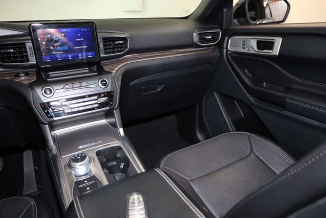 Thumbnail: 2020 Ford Explorer - 30