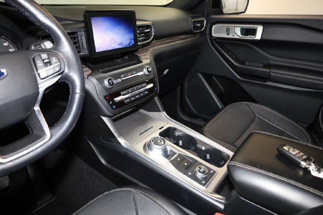 Thumbnail: 2020 Ford Explorer - 9