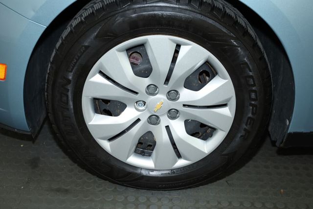 Thumbnail: 2012 Chevrolet Cruze - 7