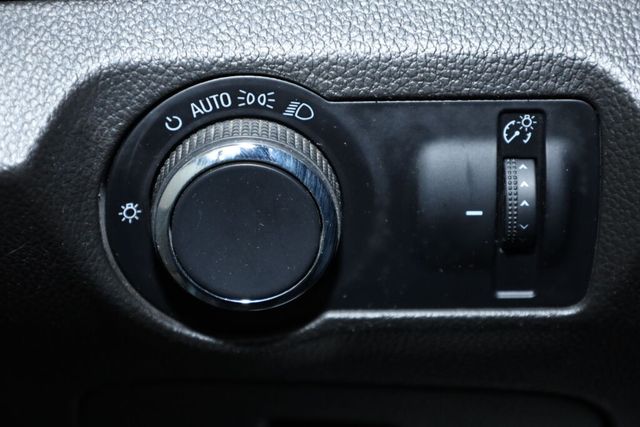 Thumbnail: 2012 Chevrolet Cruze - 28