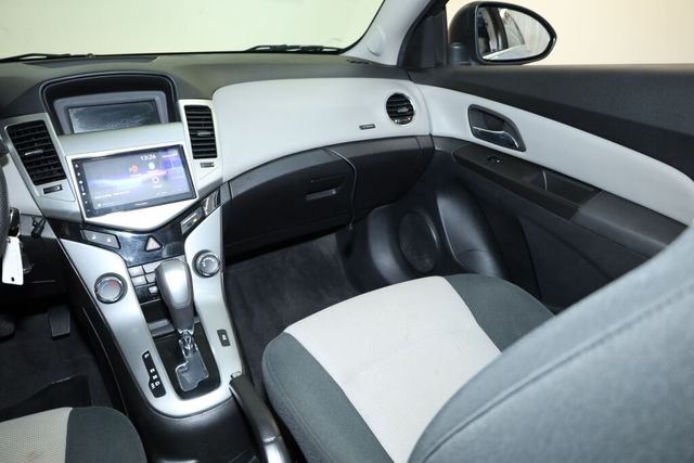 Thumbnail: 2012 Chevrolet Cruze - 29