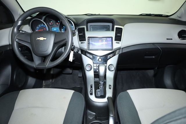 Thumbnail: 2012 Chevrolet Cruze - 14