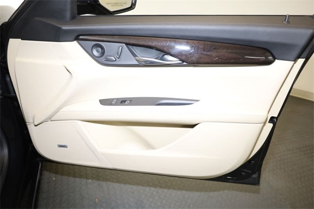 Thumbnail: 2019 Cadillac CT6 - 25