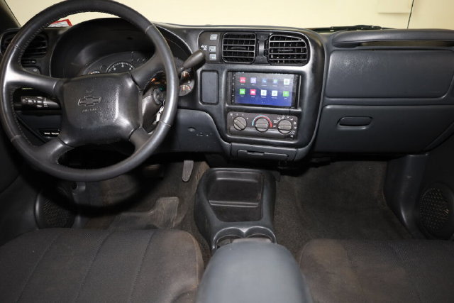 Thumbnail: 2003 Chevrolet S-10 - 12