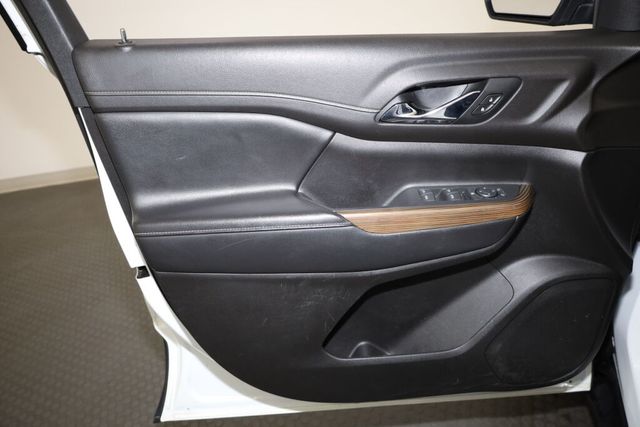Thumbnail: 2019 GMC Acadia - 27