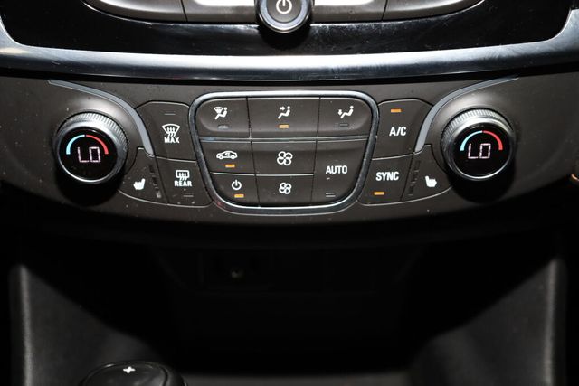 Thumbnail: 2019 Chevrolet Traverse - 34