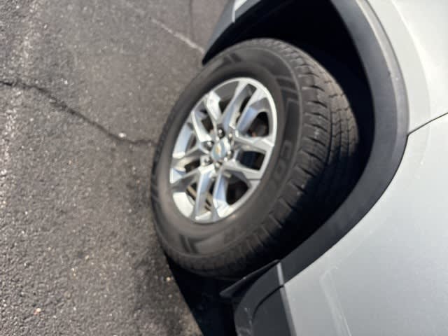 Thumbnail: 2020 Chevrolet Traverse - 24