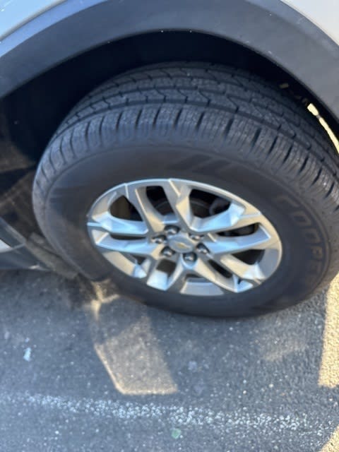 Thumbnail: 2020 Chevrolet Traverse - 25