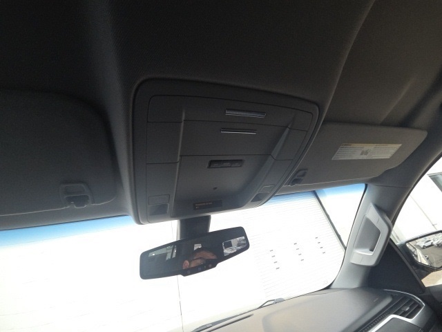 Thumbnail: 2020 Chevrolet Tahoe - 32