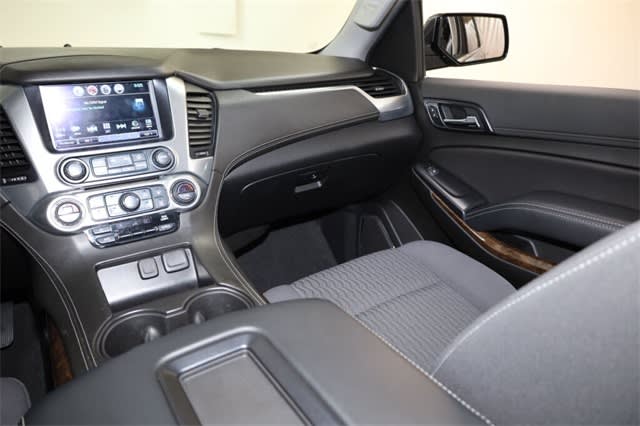 Thumbnail: 2020 Chevrolet Tahoe - 14