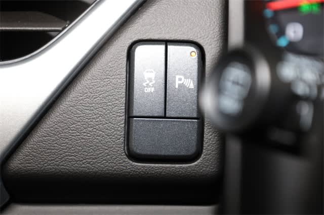 Thumbnail: 2020 Chevrolet Tahoe - 31