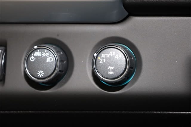 Thumbnail: 2020 Chevrolet Tahoe - 30