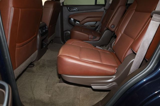 Thumbnail: 2019 Chevrolet Tahoe - 12