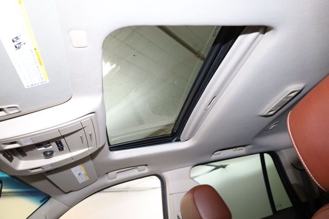 Thumbnail: 2019 Chevrolet Tahoe - 32