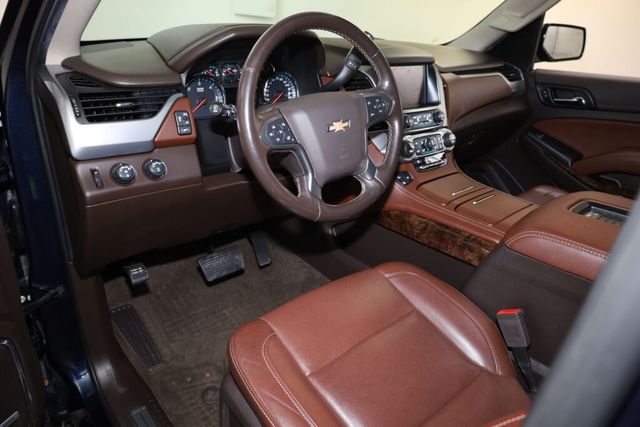 Thumbnail: 2019 Chevrolet Tahoe - 2