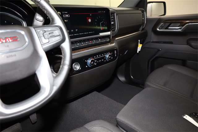 Thumbnail: 2023 GMC Sierra 1500 - 14