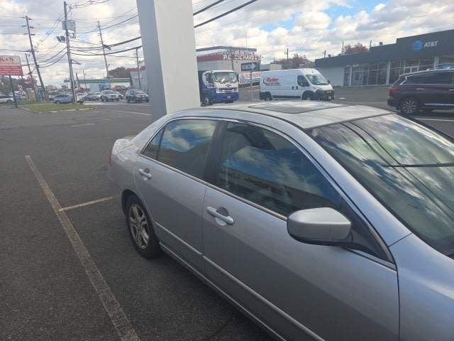 Thumbnail: 2006 Honda Accord - 20