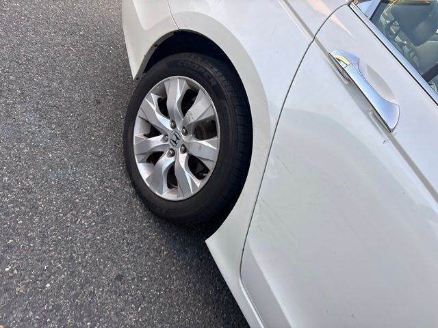 Thumbnail: 2010 Honda Accord - 22