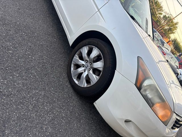 Thumbnail: 2010 Honda Accord - 6