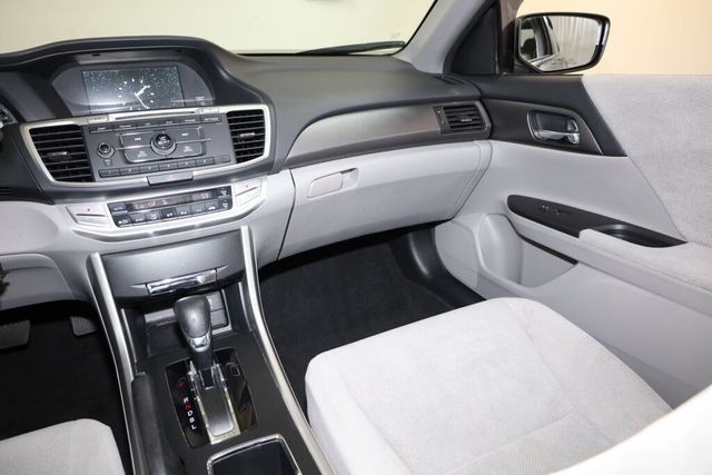 Thumbnail: 2013 Honda Accord - 28