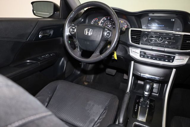 Thumbnail: 2013 Honda Accord - 13