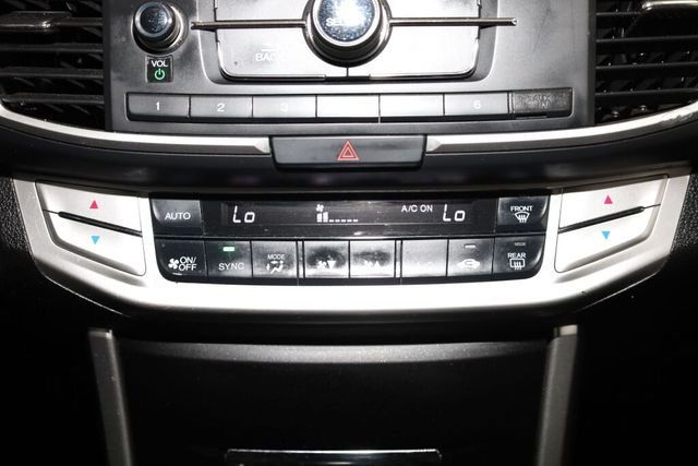 Thumbnail: 2013 Honda Accord - 31