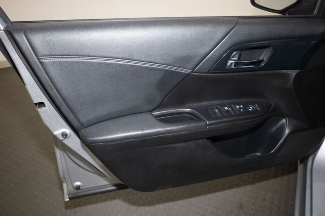 Thumbnail: 2013 Honda Accord - 27