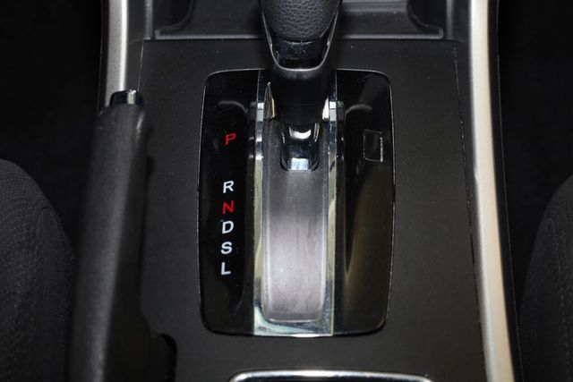 Thumbnail: 2015 Honda Accord - 33