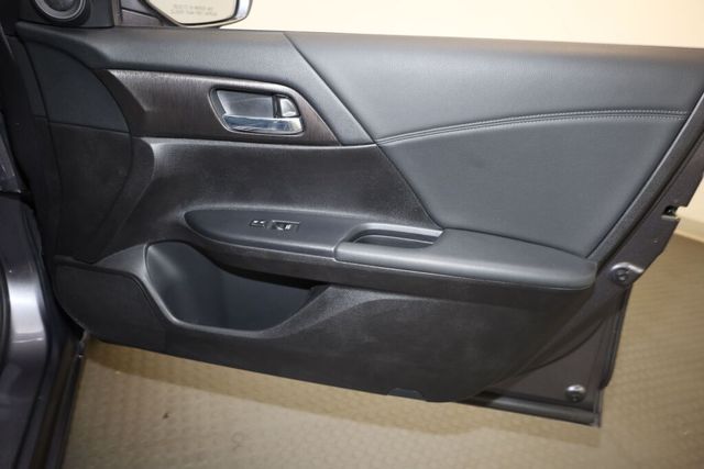 Thumbnail: 2015 Honda Accord - 35