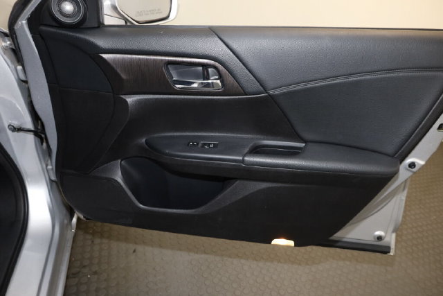 Thumbnail: 2013 Honda Accord - 36