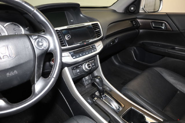 Thumbnail: 2013 Honda Accord - 9