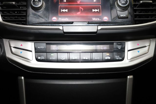 Thumbnail: 2013 Honda Accord - 31