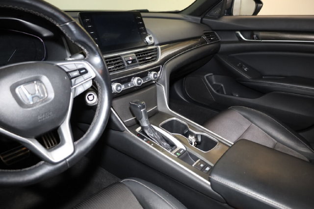 Thumbnail: 2018 Honda Accord - 9