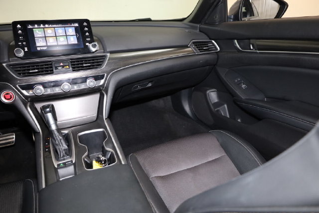 Thumbnail: 2018 Honda Accord - 30