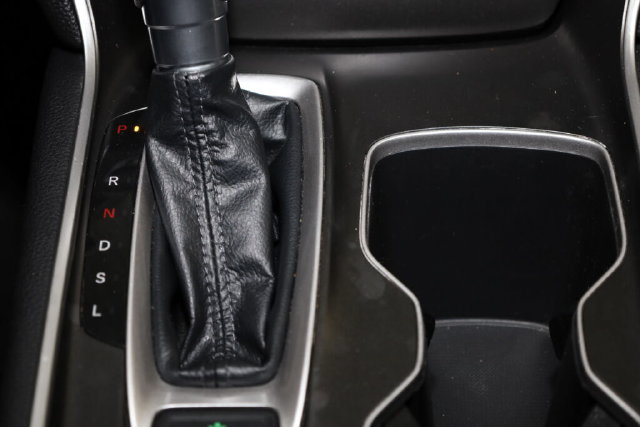 Thumbnail: 2020 Honda Accord - 11