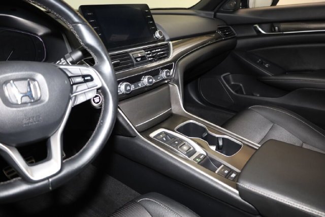 Thumbnail: 2019 Honda Accord - 8