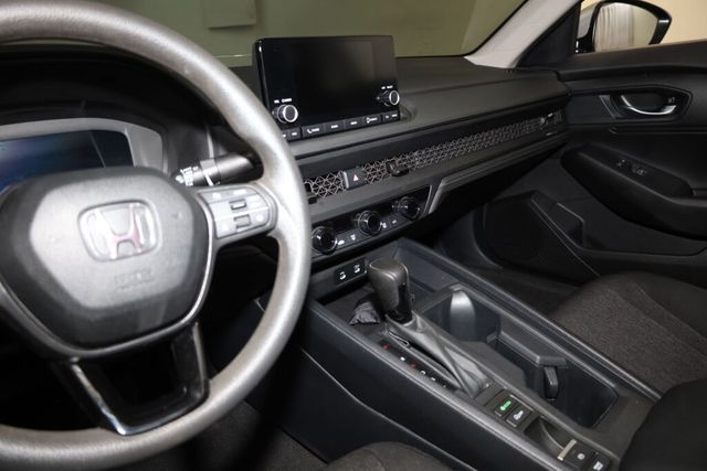 Thumbnail: 2023 Honda Accord - 9