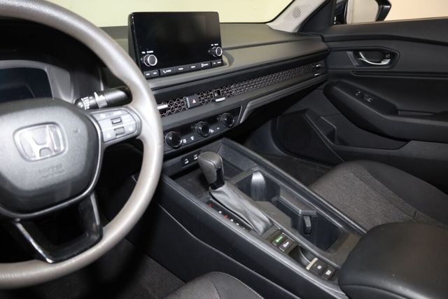 Thumbnail: 2023 Honda Accord - 9