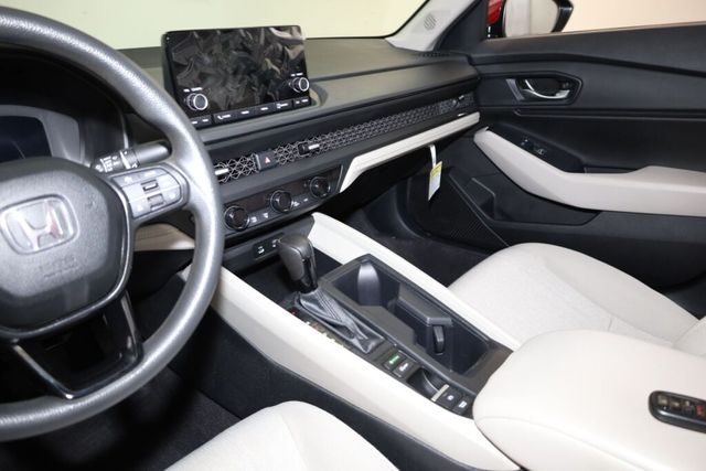 Thumbnail: 2024 Honda Accord - 9
