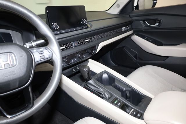 Thumbnail: 2023 Honda Accord - 16