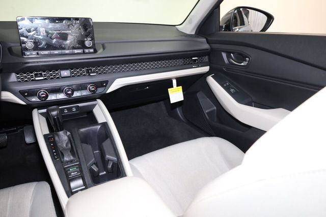 Thumbnail: 2023 Honda Accord - 15