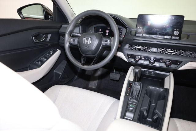 Thumbnail: 2025 Honda Accord - 9