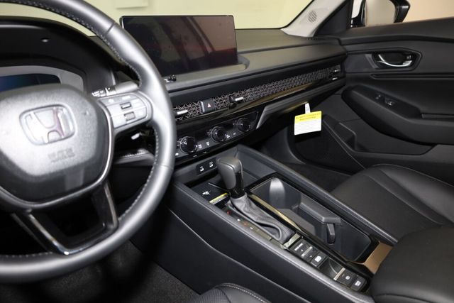 2025 Honda Accord Hybrid EX-L - Photo 9