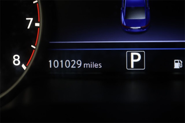 Thumbnail: 2016 Nissan Maxima - 17