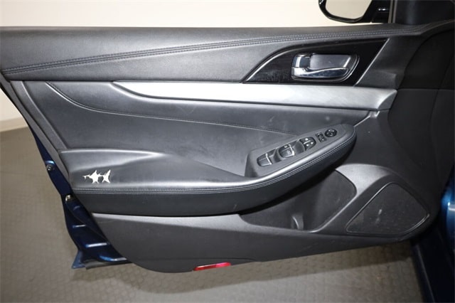 Thumbnail: 2016 Nissan Maxima - 27