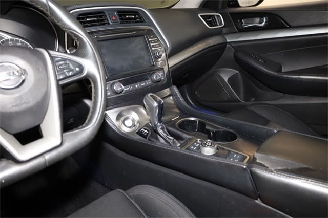 Thumbnail: 2016 Nissan Maxima - 30