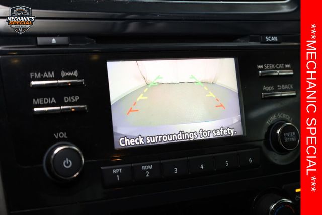 Thumbnail: 2015 Nissan Altima - 14